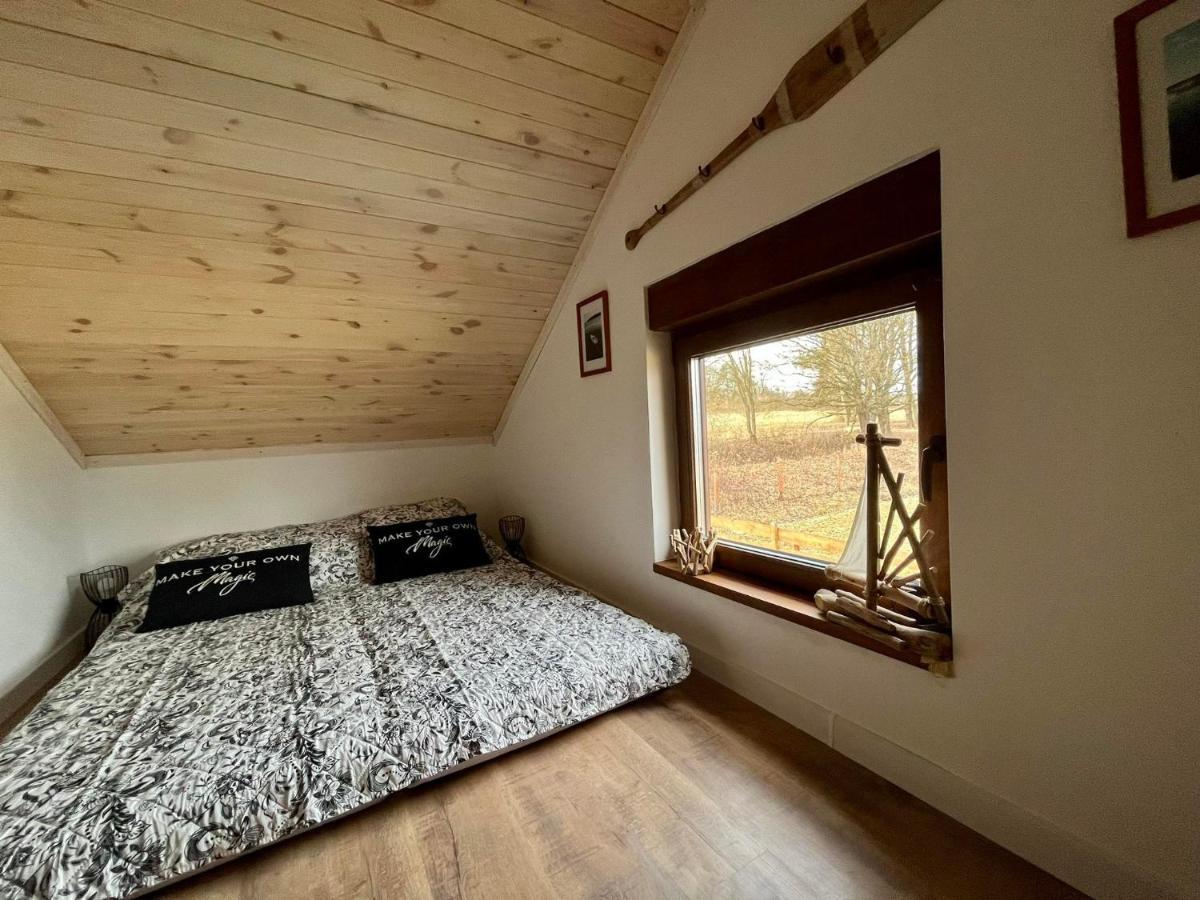 Zielona Chatka Nad Sapina Pozezdrze Kültér fotó